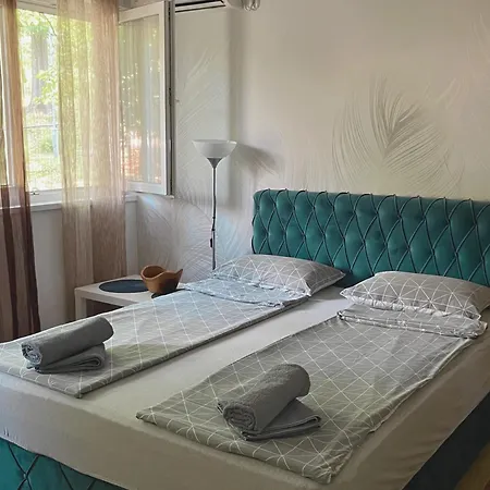 Sasha 2 Lejlighed Beograd